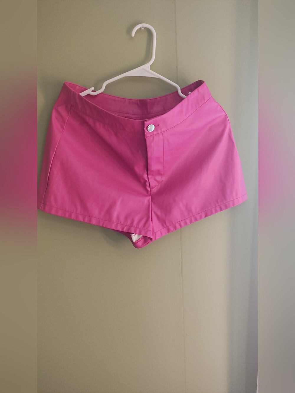 Women’s Bright Pink Casual Shorts